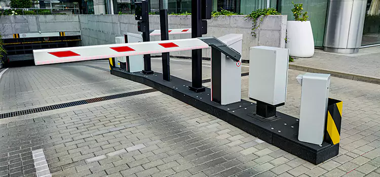 Custom Gate Design & Integration Davie